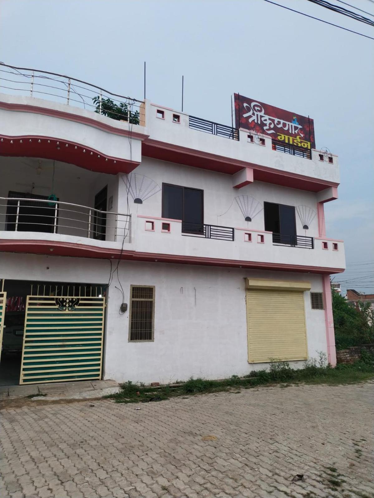 Hotel Shree Krishna Garden à Jhusi Extérieur photo